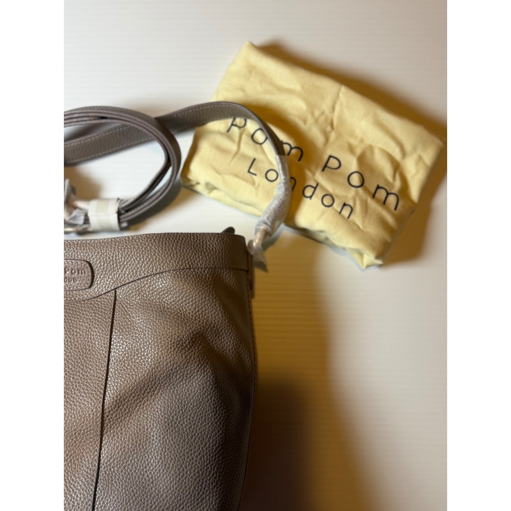 Pom Pom London Hampstead Leather Bucket Bag Mocha Taupe Crossbody Gold Hardware - Picture 4 of 11